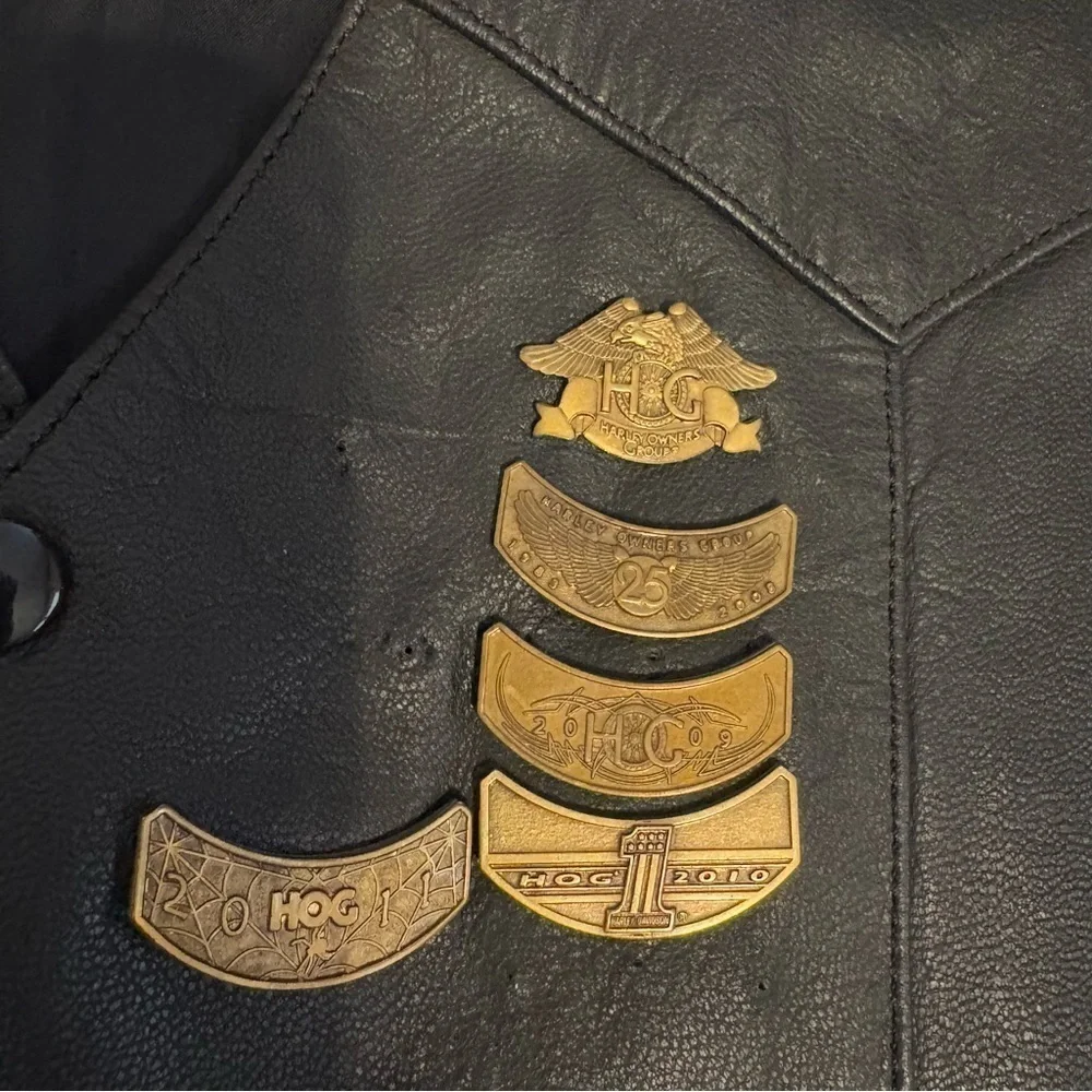 Vintage First Genuine Leather Vest Sz 50 Biker Harley Davidson Pin Hog Owner